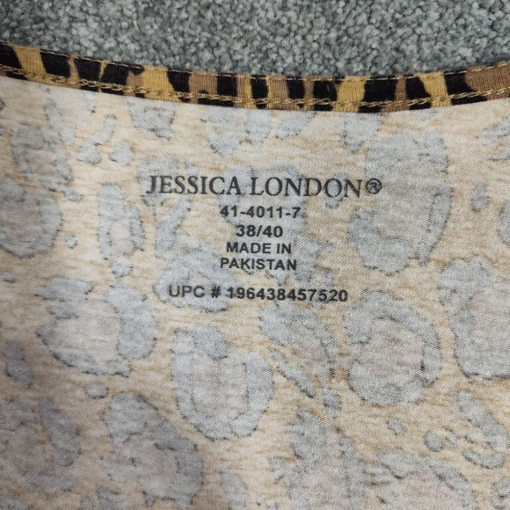 Jessica London‎ Womens 38/40 Top Leopard Print Scoop Neck Short Sleeve Plus Size - Picture 2 of 9